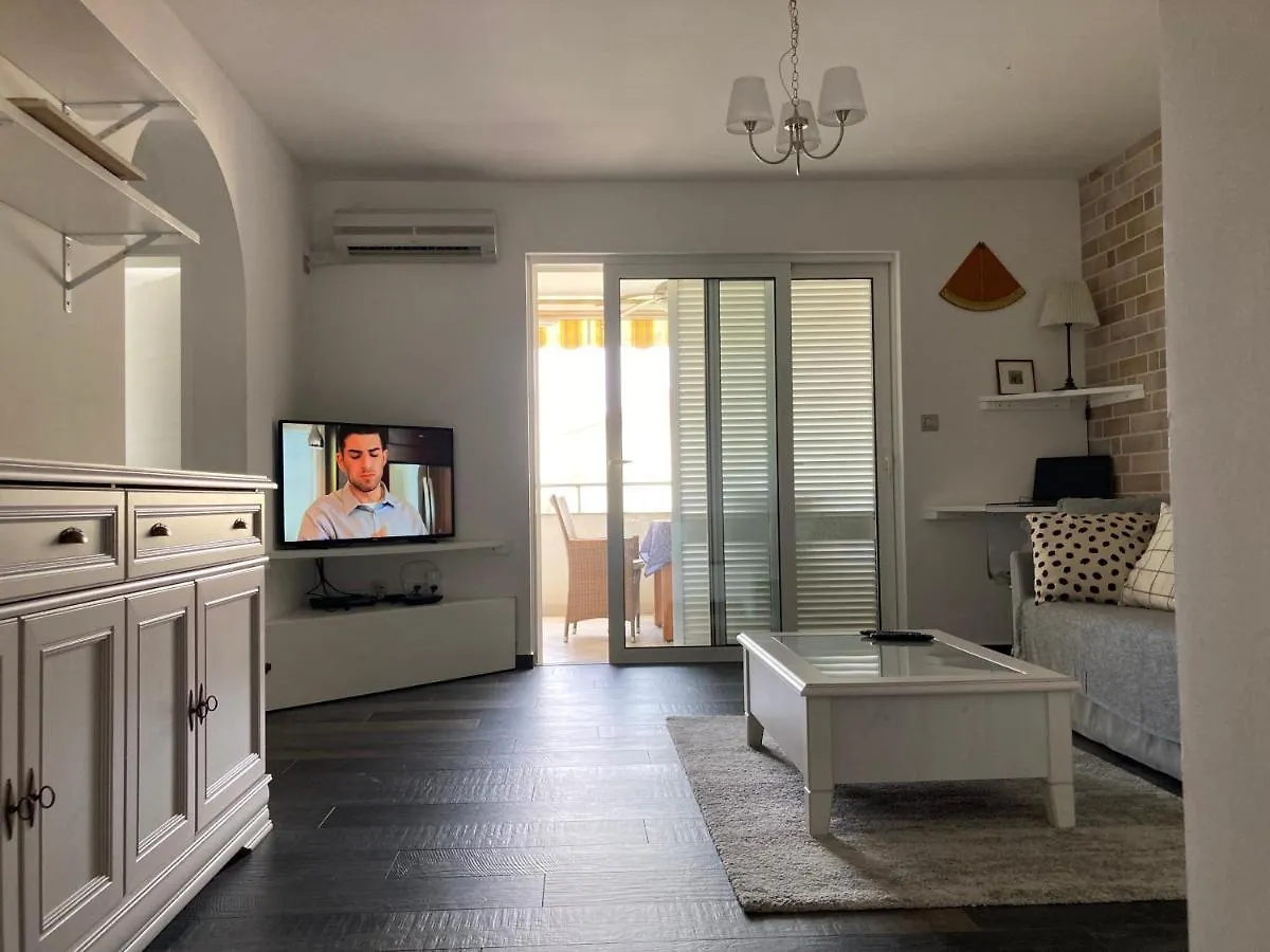 Apartment Starry Night Malinska 0*,  Croatia